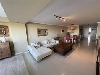 https://web5.gallito.com.uy/imperiale-en-venta-con-financiacion-inmuebles-27786493