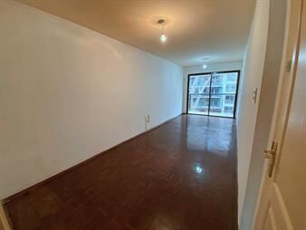 https://www.gallito.com.uy/alquiler-apartamento-de-1-dormitorio-en-pocitos-inmuebles-27786898
