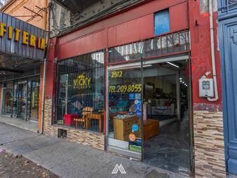 https://www.gallito.com.uy/venta-local-comercial-sobre-gral-flores-goes-inmuebles-27787028