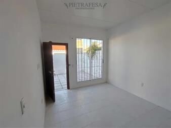 https://web5.gallito.com.uy/apartamento-en-alquiler-2-dormitorios-1-baño-inmuebles-27787155