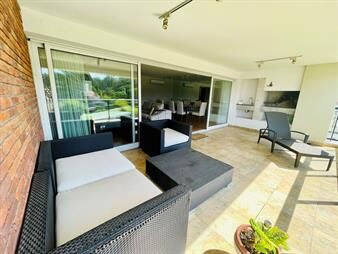 https://www.gallito.com.uy/alquiler-apartamento-de-lujo-inmuebles-27786979
