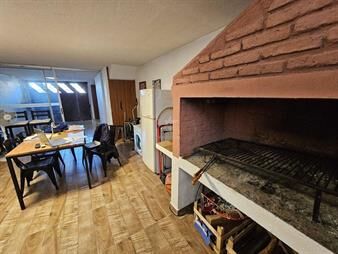 https://web5.gallito.com.uy/venta-casa-malvin-3-dorm-2-baños-2-gges-inmuebles-27793337