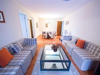 https://web5.gallito.com.uy/vende-apartamento-en-mansa-punta-del-este-de-2-inmuebles-25397571