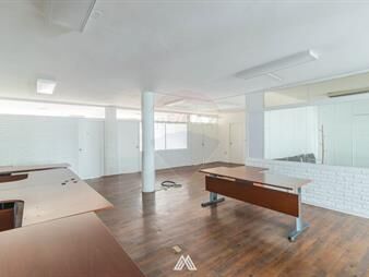 https://web5.gallito.com.uy/alquiler-oficina-sobre-rincon-ciudad-vieja-inmuebles-27793167