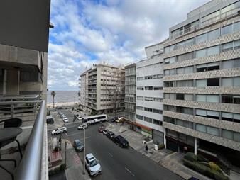 https://web5.gallito.com.uy/venta-apto-pocitos-2-dorm-2-baños-tza-inmuebles-27754629