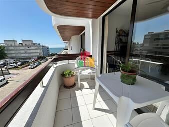 https://web5.gallito.com.uy/apartamento-de-dos-dormitorios-en-venta-en-punta-inmuebles-27042660
