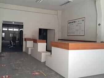 https://web5.gallito.com.uy/alquiler-de-local-comercial-tres-cruces-inmuebles-27798835