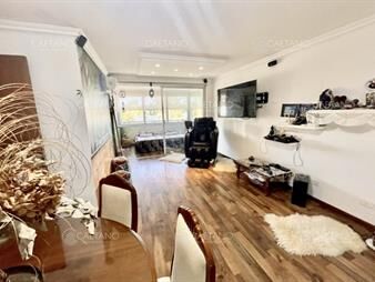 https://web5.gallito.com.uy/apartamento-de-3-dormitorios-en-venta-inmuebles-25514109