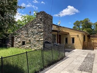https://www.gallito.com.uy/casa-de-3-dormitorios-en-venta-en-carrasco-norte-inmuebles-27799434