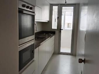 https://www.gallito.com.uy/se-vende-apartamento-de-tres-dormitorios-y-garage-en-tres-c-inmuebles-27799570