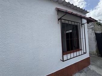 https://www.gallito.com.uy/alquilo-casa-1-dormitorio-barros-blancos-inmuebles-27799604