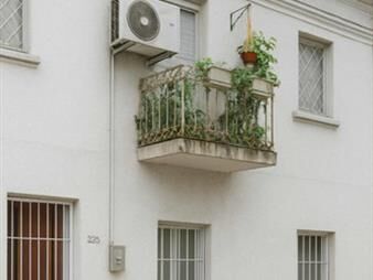 https://web5.gallito.com.uy/venta-apartamento-planta-baja-reciclado-a-la-inmuebles-27800215