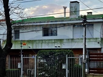https://www.gallito.com.uy/venta-casa-de-altos-3-dormitorios-en-malvin-sur-inmuebles-27800412