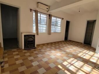 https://web5.gallito.com.uy/gran-casa-de-4-dorm-y-2-baã±os-ideal-empresa-inmuebles-27803749