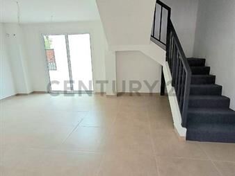 https://web5.gallito.com.uy/venta-a-estrenar-duplex-2-dormitorios-patio-y-cochera-pa-inmuebles-27369364