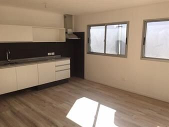 https://www.gallito.com.uy/apartamento-con-renta-2-dormitorios-con-parrillero-en-tres-inmuebles-27804041