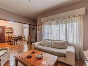 https://www.gallito.com.uy/venta-casa-2-dorm-2-baños-apto-carrasco-norte-inmuebles-27804204