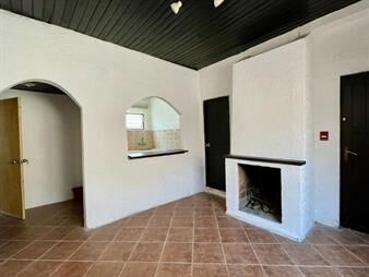 https://www.gallito.com.uy/venta-de-casa-ph-2-dorm-y-patio-perez-castellano-inmuebles-27540175