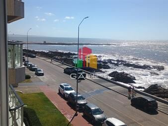 https://web5.gallito.com.uy/apartamento-en-venta-frente-al-mar-peninsula-inmuebles-27804495