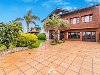 https://www.gallito.com.uy/venta-casa-rambla-lagomar-piscina-y-barbacoa-inmuebles-27804524