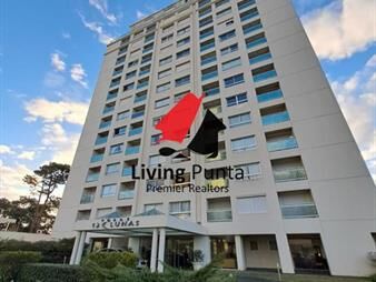 https://www.gallito.com.uy/apto-muy-bien-ubicado-servicios-inmuebles-27804425