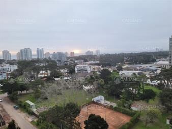 https://web5.gallito.com.uy/piso-alto-en-torre-con-todos-los-servicios-inmuebles-27798832
