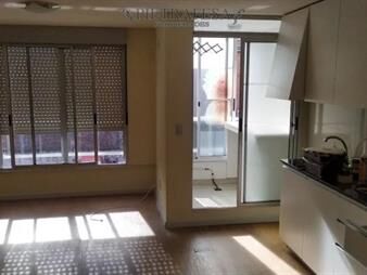 https://www.gallito.com.uy/apartamento-en-venta-con-renta-3-dormitorios-1-inmuebles-22381971