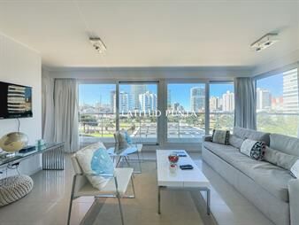 https://www.gallito.com.uy/apartamento-en-mansa-1-suite-mas-toilette-inmuebles-27809154