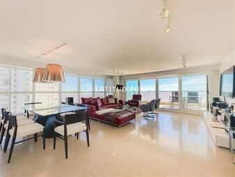 https://web5.gallito.com.uy/piso-alto-en-mansa-3-suites-mas-dependencia-inmuebles-27809156