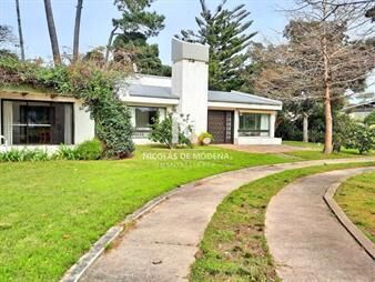 https://web5.gallito.com.uy/vende-casa-de-3-dormitorios-en-punta-del-este-inmuebles-25786530