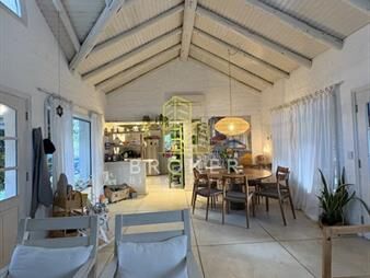 https://www.gallito.com.uy/alquiler-de-casa-4-dormitorios-en-el-exclusivo-inmuebles-27809220