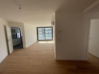 https://www.gallito.com.uy/alquiler-apto-2-dormitorios-c-garaje-rambla-malvin-lyra-inmuebles-27809472