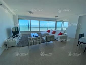 https://web5.gallito.com.uy/primera-linea-alta-gama-sobre-rambla-de-playa-brava-inmuebles-20568376