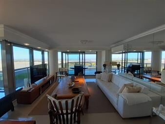 https://www.gallito.com.uy/apartamento-de-3-dormitorios-en-torre-imperiale-inmuebles-27739380