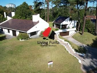 https://web5.gallito.com.uy/casa-en-venta-en-lugano-punta-del-este-3-y-inmuebles-26852150