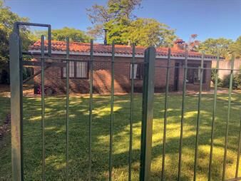 https://www.gallito.com.uy/venta-casa-tres-dormitorios-lagomar-inmuebles-27818008