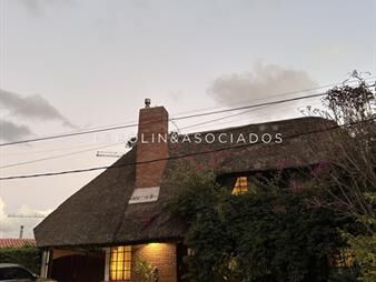 https://web5.gallito.com.uy/hermosa-casa-en-venta-en-san-rafael-punta-del-inmuebles-21758731