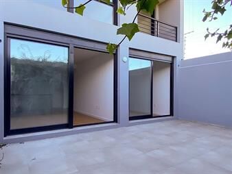 https://www.gallito.com.uy/venta-apartamento-malvin-1-dorm-patio-planta-baja-inmuebles-27808758