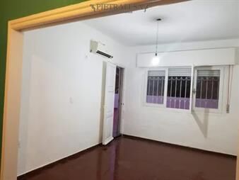 https://www.gallito.com.uy/apartamento-en-alquiler-2-dormitorios-1-baño-inmuebles-27826821