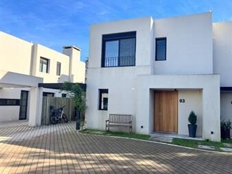 https://www.gallito.com.uy/alquiler-en-san-nicolas-3-dormitorios-parrillero-inmuebles-27602870