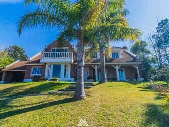 https://www.gallito.com.uy/casa-3-dormitorios-venta-barrio-carmel-gran-jardin-inmuebles-27826839