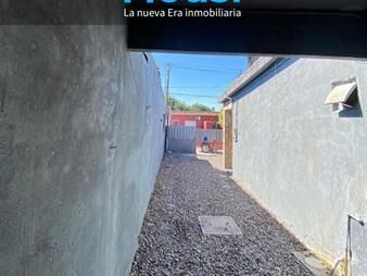 https://www.gallito.com.uy/alquilo-casa-1-dormitorio-con-entrada-para-autos-sin-gast-inmuebles-27827141