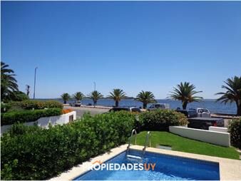 https://web5.gallito.com.uy/con-piscina-propia-espectacular-vista-y-inmuebles-24756396