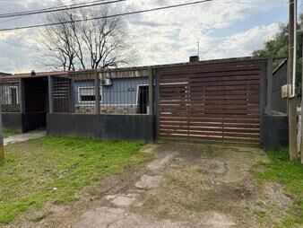 https://www.gallito.com.uy/venta-de-casa-3-dormitorios-en-manga-inmuebles-27827315