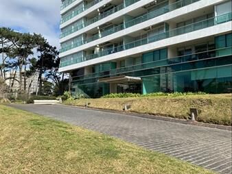 https://www.gallito.com.uy/alquiler-temporada-apto-1-dormitorio-en-gala-vista-inmuebles-27827464
