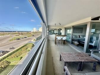 https://www.gallito.com.uy/excelente-apartamento-en-torre-de-primera-inmuebles-27827480