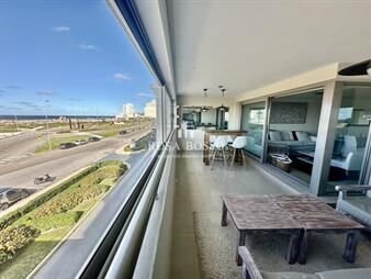 https://www.gallito.com.uy/apartamento-en-torre-de-primera-categoria-inmuebles-27827489