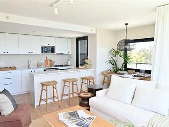 https://www.gallito.com.uy/re-venta-en-cala-del-yatch-1-dormitorio-en-piso-16-inmuebles-27827492