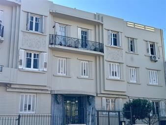 https://www.gallito.com.uy/venta-de-apartamento-de-2-dormitorios-patio-con-parrillero-inmuebles-27826854