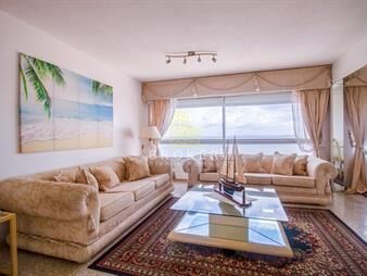 https://web5.gallito.com.uy/venta-de-apartamento-totalmente-reciclado-en-con-inmuebles-25470501